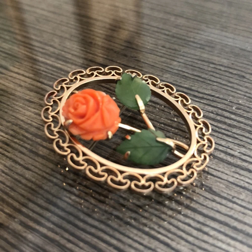 Vintage Gold Plated Coral Rose and Jade Leaves Pin